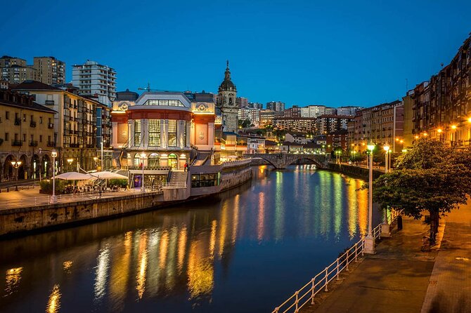 Bilbao Night Tour - Discover Bilbao by Night with a Private Guided Tour