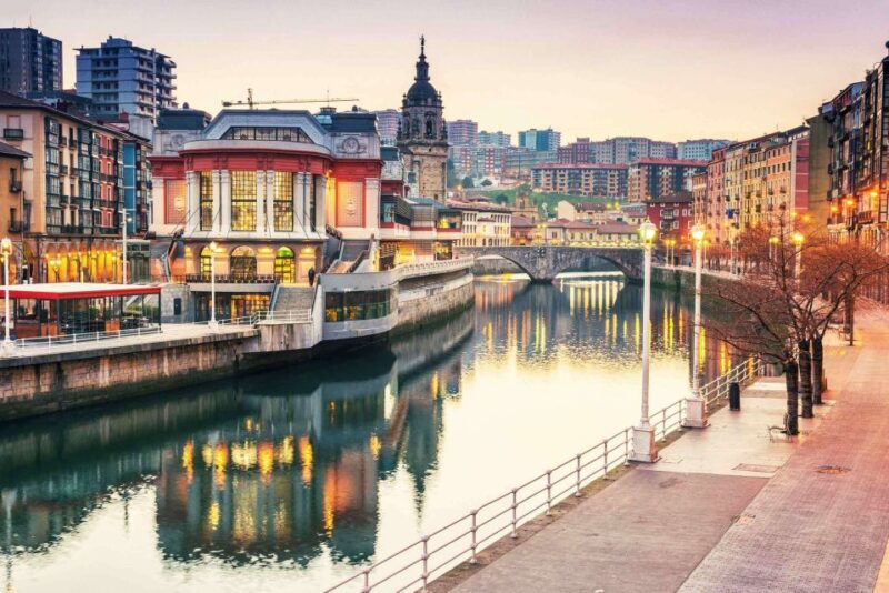 Bilbao: Old Quarter Walking Guided Tour - Discover Bilbaos Historic Old Quarter with a Guided Walk