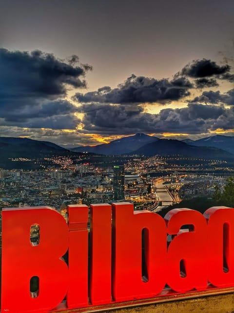 Bilbao: Old Quarter Walking Guided Tour - The Cultural Experience: Pintxos and Bar Crawl