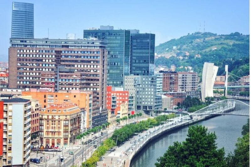 Bilbao : Private Custom Walking Tour with a Local Guide - Frequently Asked Questions