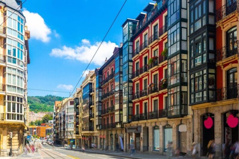 Bilbao: Private custom walking tour with a local - Explore Bilbao with a Private, Customizable Walking Tour for $51