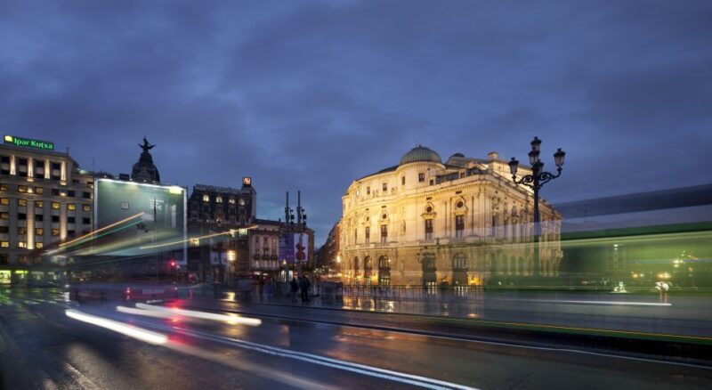 Bilbao: Private Night Walking Tour - Discover Bilbao’s Nighttime Charm with a Private Guide