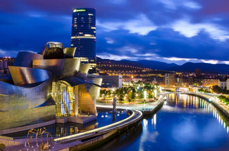 Bilbao: Private Night Walking Tour - Exploring the Modern Abandoibarra District After Dark
