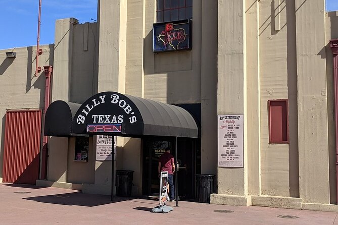 Billy Bob's Texas Honky Tonk Dinner and Photo Package - Practical Tips and Considerations