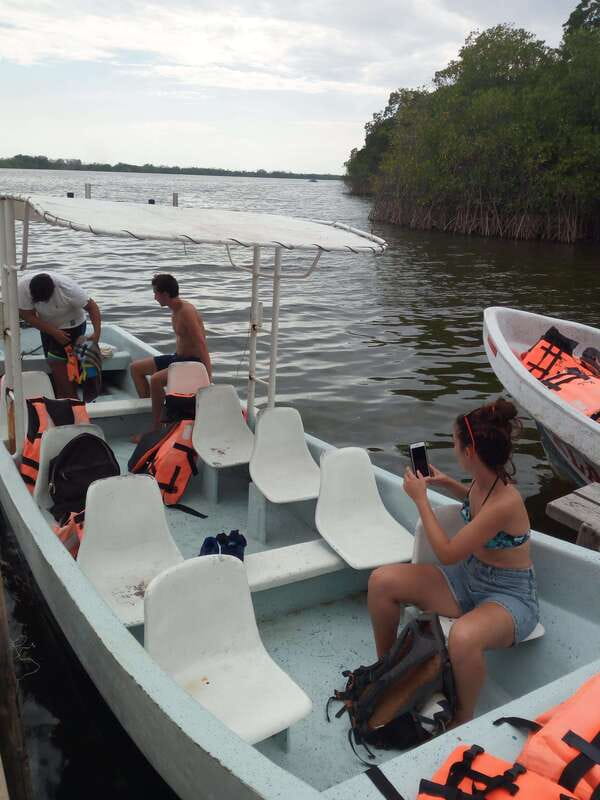 BIOLUMINESCENCE IN PUERTO ESCONDIDO - Highlighting the Bioluminescent Water Effect
