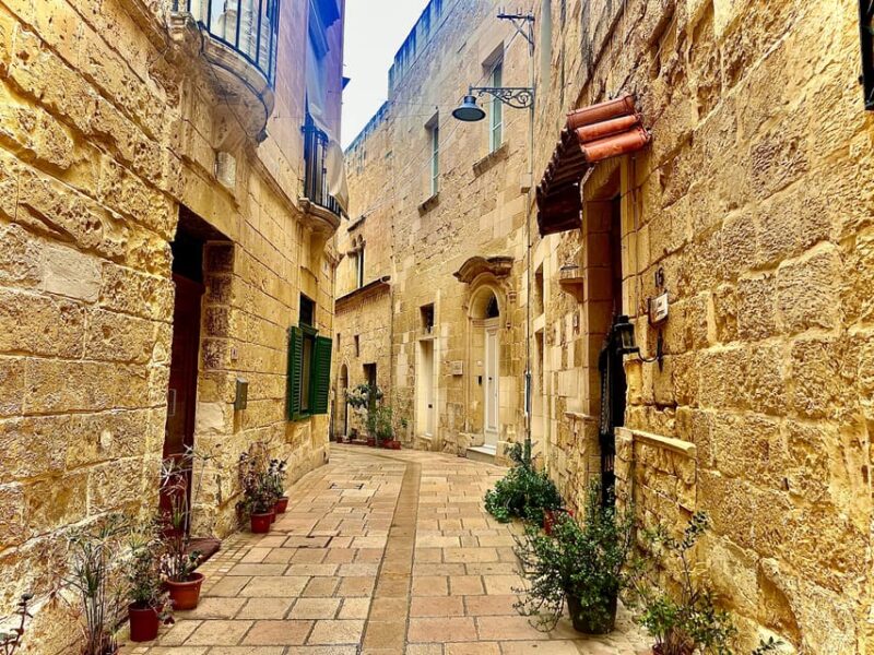 Birgu: 3 Cities Walking Tour With Inquisitors Palace Entry - Walking the Streets of Bormla and Senglea