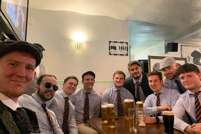 Birmingham Gangs Nighttime Historical Walking Tour with Pub Stops - Engaging Stories from a Charismatic Guide