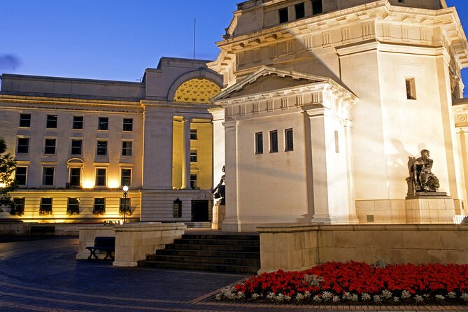 Birmingham Ghost Hunt: Haunted City Quest & Self-Guided Game - How the Tour Begins at Birmingham Town Hall in Victoria Square