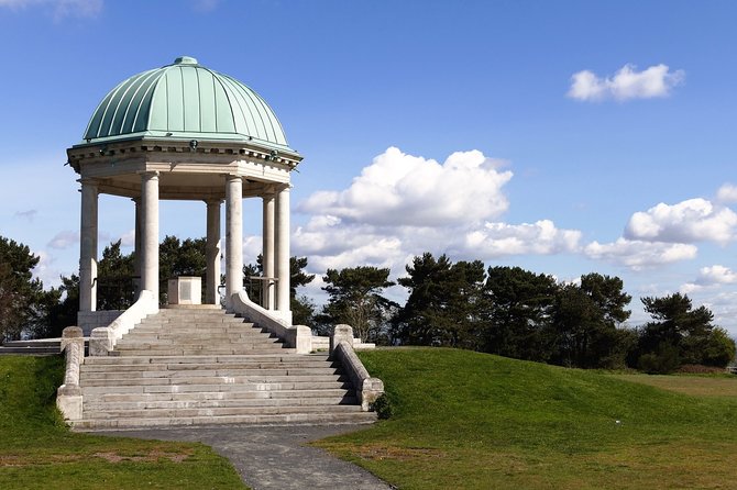 Birmingham Private Walking Tour with a Professional Guide - Visiting Birmingham Museum & Art Gallery and Victoria Square