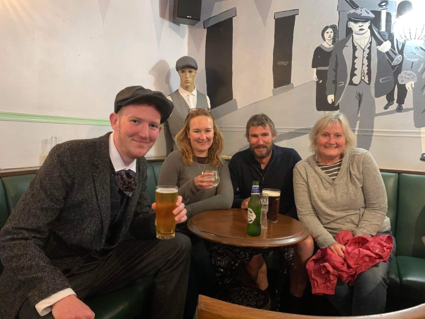 Birmingham Slogging Gang Evening Walking Tour with Pub Stops - The Final Stop at The Botanist Gas Street Basin