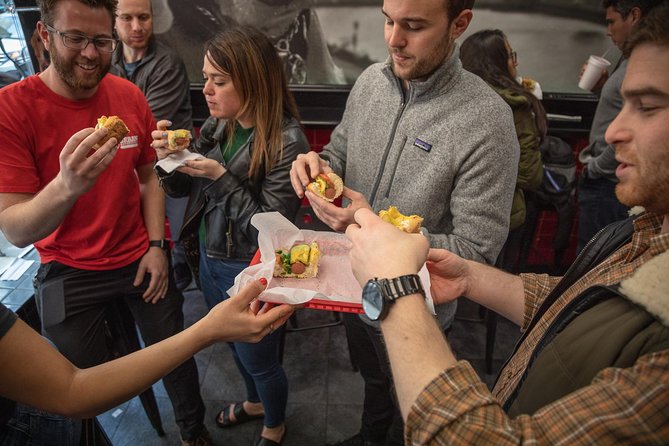 Bite into Chicago: Discover the Citys Most Iconic Food - Discover Chicago’s Classic Flavors with a 2-Hour Food Tour in River North