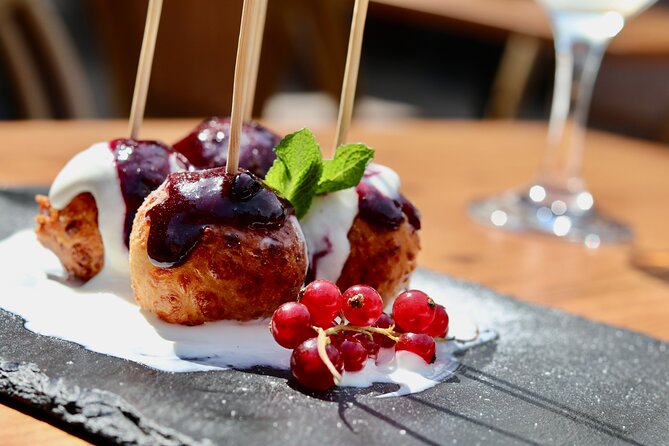 Bite your way through Timisoara - Timisoara's Street Food Tour - Sweet Finale at Unirii Square