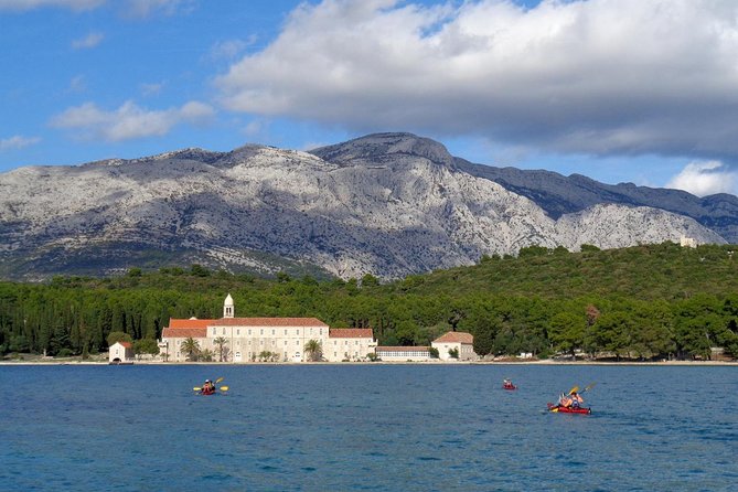 Bits of History - Half day kayak Tour with Wine delight - From Hotel to the Korcula Coastline