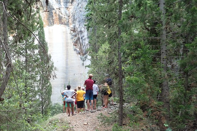 Bits of History - Half day kayak Tour with Wine delight - Tasting Local Wines and Homemade Treats