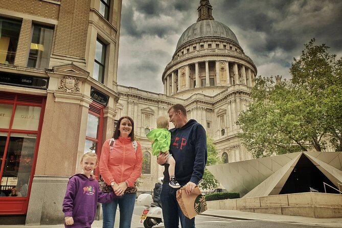 Black Cab Tour of London - Narrated Taxi Tour Guide - History Sightseeing - Who Will Appreciate This Tour Most?