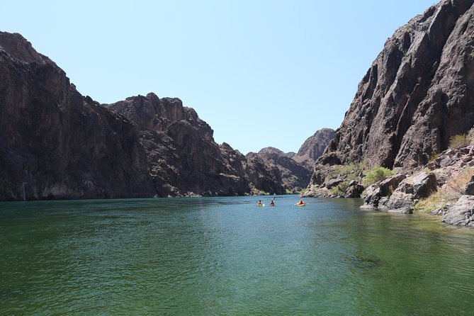 Black Canyon and Hoover Dam Kayak Tour from Las Vegas - Visiting Emerald Cave and Historic Sites