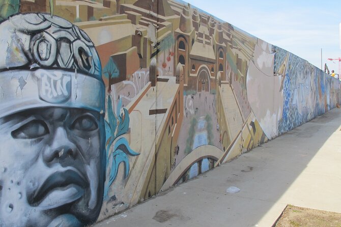 Black History Tour of South LA and Crenshaw - Explore Black History in South LA with a Guided Car Tour