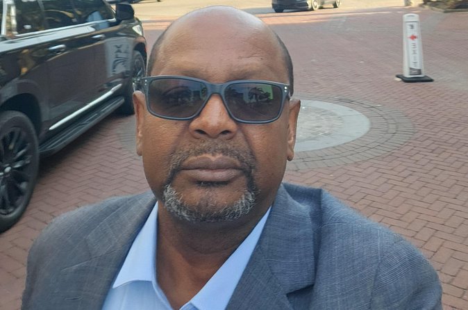 Black SUV Luxury limousines Transportation Services - Included Features: Comfort and Convenience