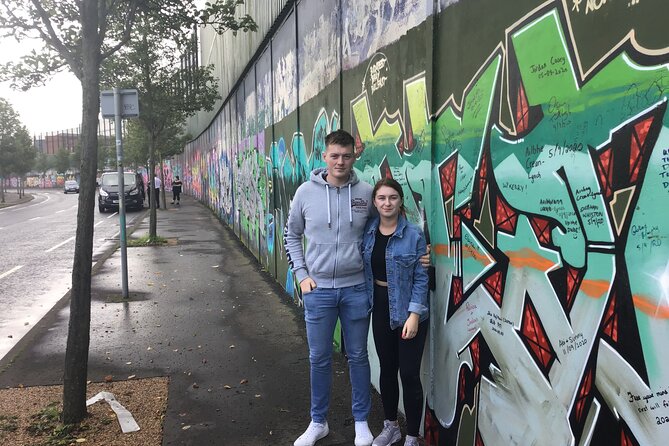 Black Taxi Tour and Crumlin Road Gaol tour Combo - Who Will Appreciate This Belfast Experience?