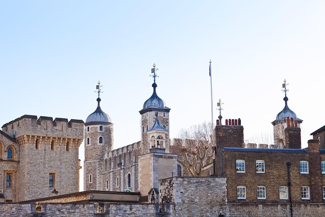Black Taxi Tour of London: Classic Sightseeing Bespoke & Fun - The Oldest Surviving Palace: Tower of London