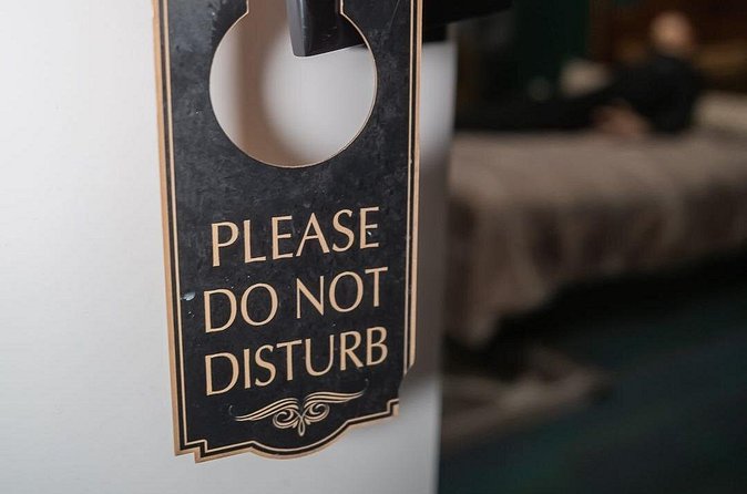 Blackout Motel Escape Room Experience in Avondale - Booking and Cancellation Policies