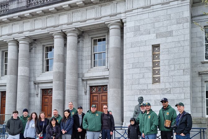 Blarney Castle and Cork Guided Private Tour in modern AC Minibus - Modern Comfort and Technical Features