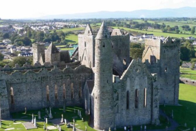 Blarney Castle and The Rock of Cashel with Private Chauffeur Tour - Explore Ireland’s Iconic Sites in Comfort and Style