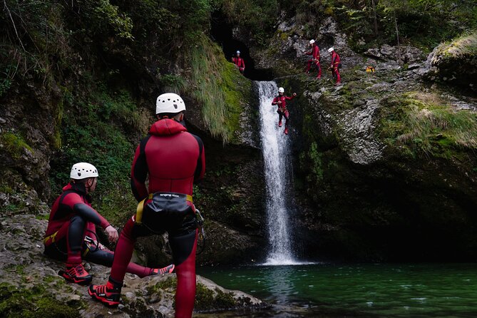Bled Canyoning Experience - Timing, Crowd Levels, and Weather Considerations
