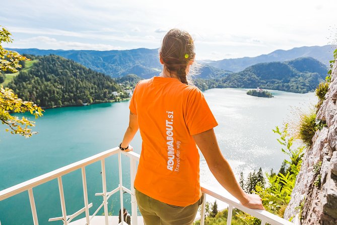Bled Lake with island and castle - small group - day trip from Ljubljana - Visiting Bled Island and Its Church