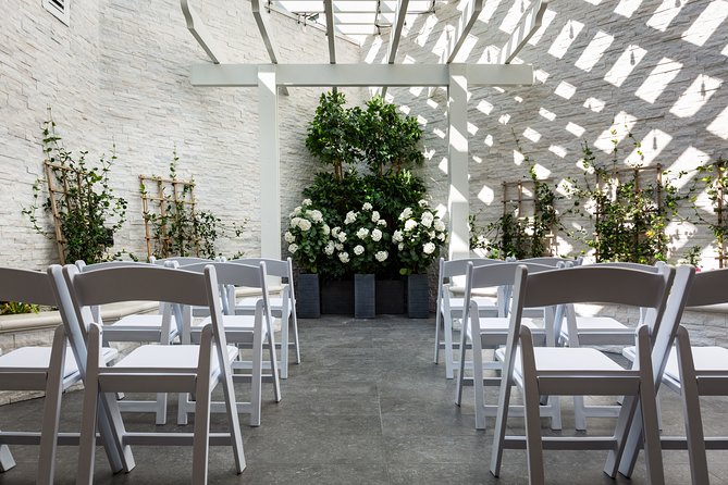 Bliss Chapel Weddings & Vow Renewal - Customizable Flowers and Music for a Personal Touch