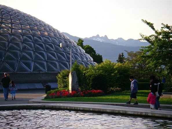 Bloedel Conservatory Admission Ticket - Explore the Tropical Beauty of Bloedel Conservatory in Vancouver
