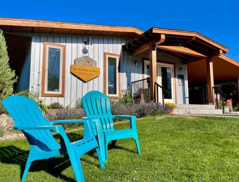 Blossoms + Bites Springtime Meadery Luncheon for Two Kelowna - Guided Honey Wine Tastings Featuring Award-Winning Varieties