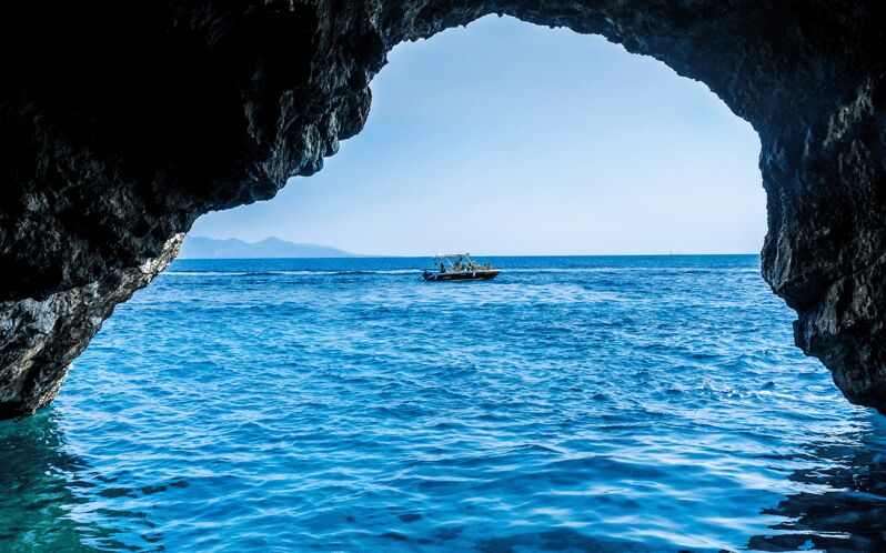 Blue Cave and Elaphiti Islands Private Speed Boat Tour - Visiting the Blue Cave on Kolocep Island