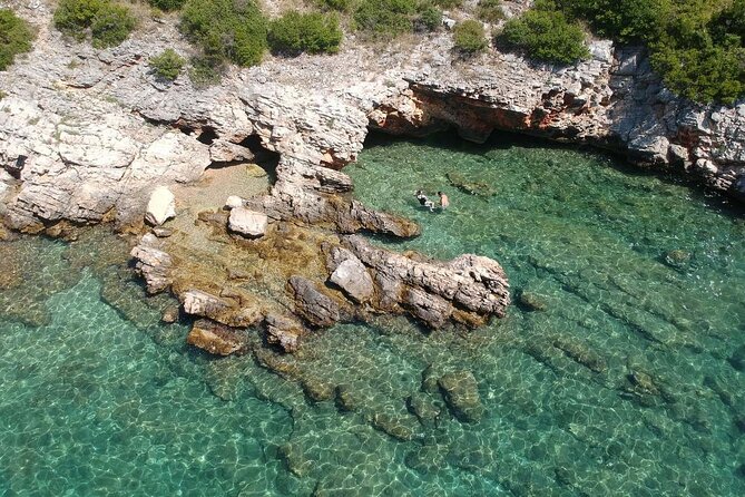 Blue Cave and Green Caves Boat Tour - Included Amenities and Comfort