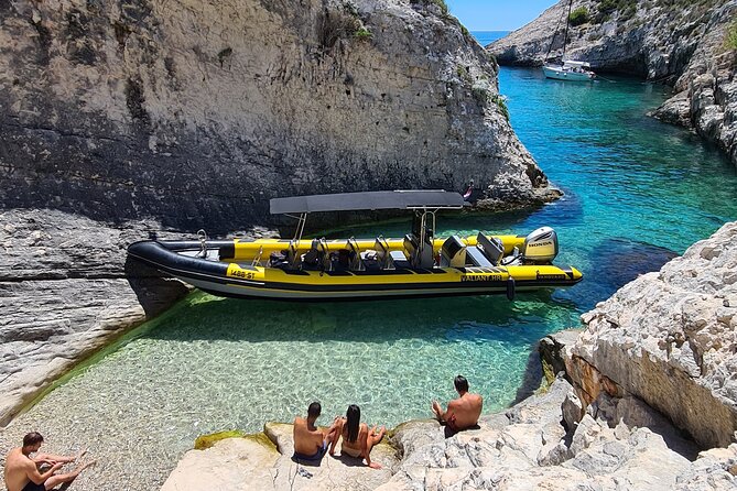 Blue cave & Hvar, 5 islands speed boat tour with unique boats from Split - What’s Included and What to Expect