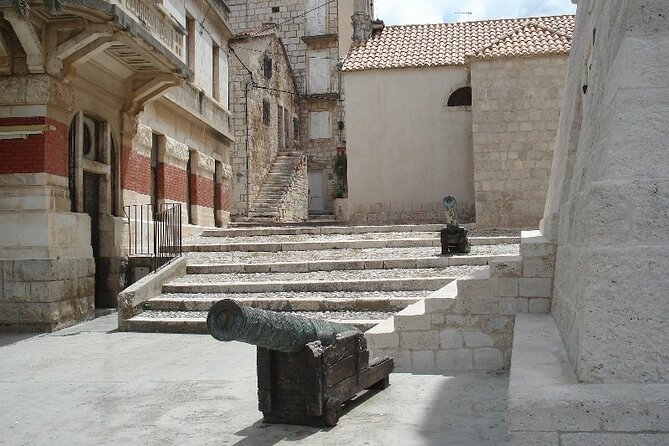 Blue Cave our Way - private 6 island tour - Relaxing at the Budikovac Blue Oasis