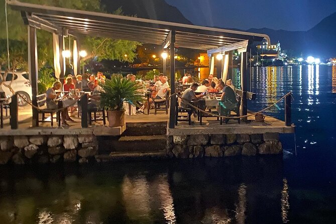 Blue Cave tour and lunch at the local Restaurant, all inclusive - 5h duration - Key Points