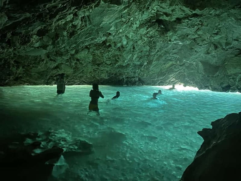 Blue Gem Cave Speedboat Tour Vlore - Key Points