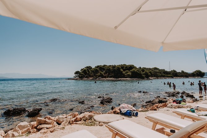 Blue Lagoon & Maslinica half day tour from Trogir - The Speedboat Ride: A Scenic and Dynamic Journey