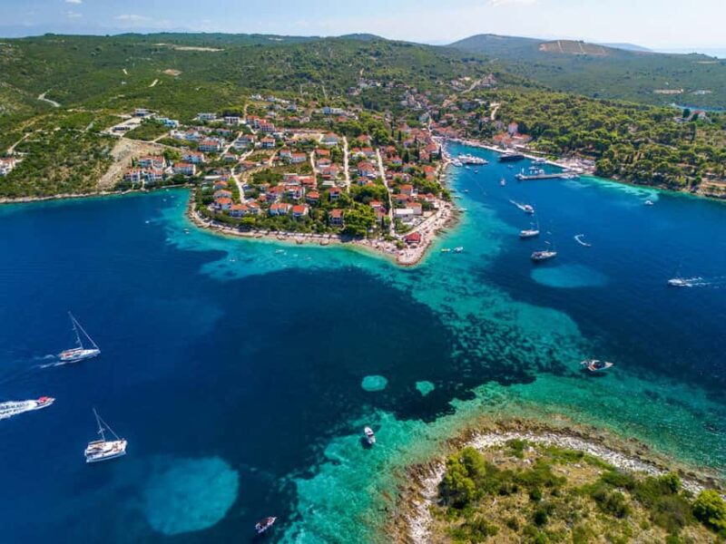 Blue Lagoon & olta Small-Group Boat Tour from Split - Scenic Ride Back to Split