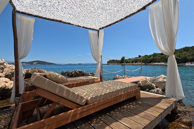 Blue Lagoon & Underwater Museum from Split with Lunch & Drinks - Starting in Split: The Departure Point and Boat Setup