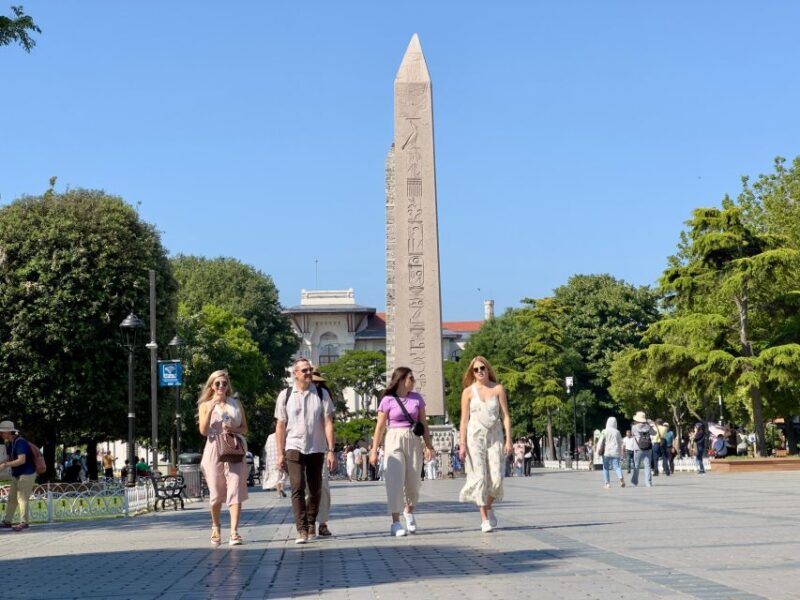 Blue Mosque, Basilica Cistern, Grand Bazaar Guided Tour - A Taste of Local Arts at the Carpet Workshop