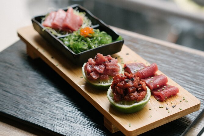 Bluefin Tuna tasting in the most Prestigious Market of Spain - The Wine Pairing: Your Choice of Beverage