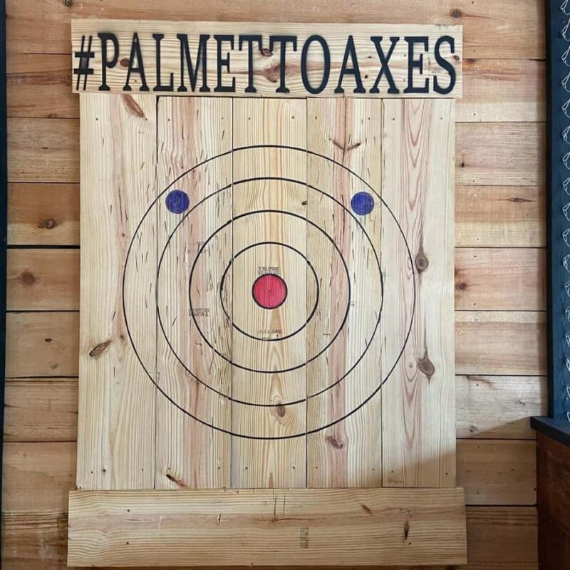 Bluffton: Axe Throwing Experience with Drinks and Snacks - How the Mobile Axe Throwing Trailer Enhances Your Event