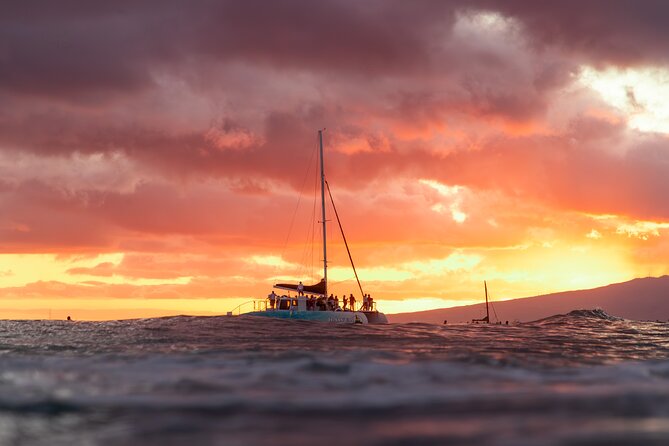 Board from Waikiki Beach for a scenic Sunset Sail on the Hwea - Departing from Waikiki Beach at the Duke Paoa Kahanamoku Statue