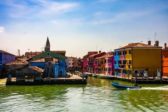 Boat excursion to the islands of Murano, Burano and Torcello - Discover Murano, Burano, and Torcello — Is It Worth It?