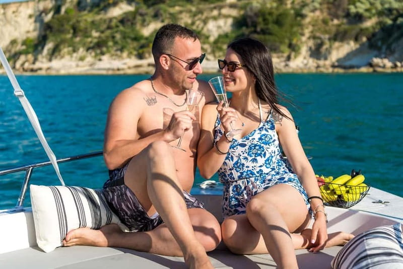 Boat Experience in Almyrida - What to Expect During Your Cruise in Souda Bay and Akrotiri