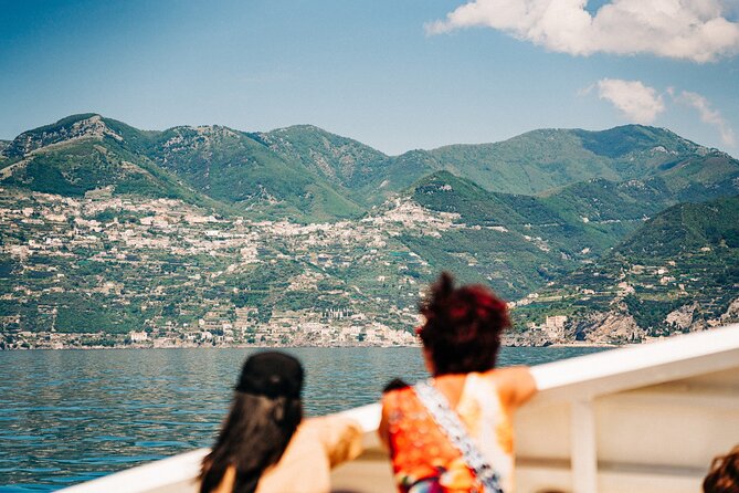 Boat-Hopping On The Amalfi Coast & Positano: Day Trip from Rome - Expert Guides and Local Tips