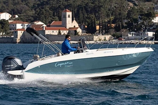 Boat rent on Amalfitan coast no license or with skipper - Visit Iconic Amalfi Coast Locations on Your Schedule