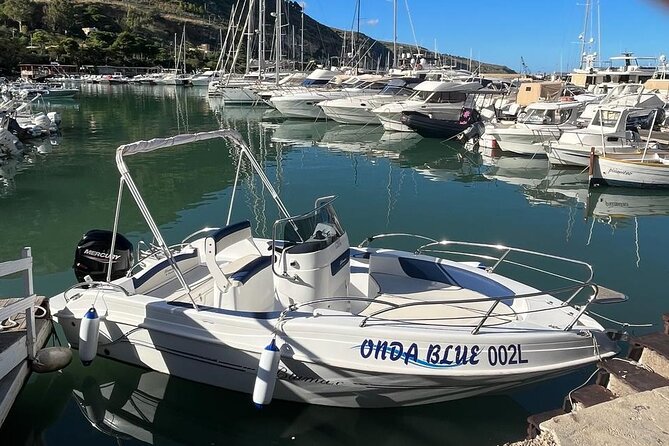 Boat rental Castellammare del Golfo, rent a boat. - Safety, Equipment, and Customer Service
